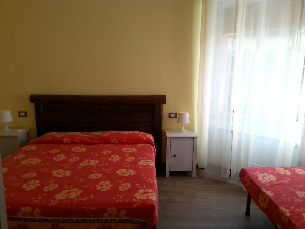 Lindavacanza Moneglia Habitación foto